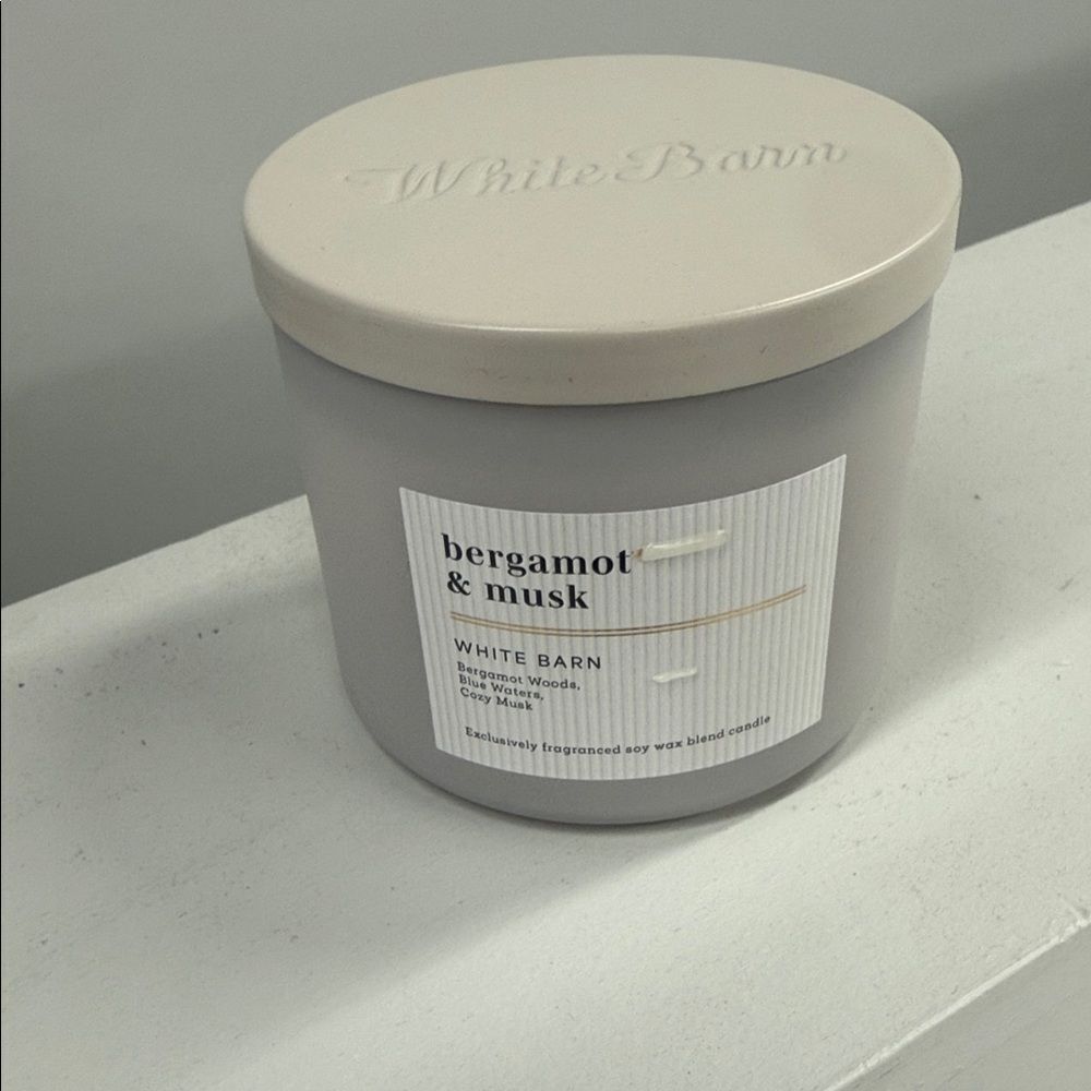 White Barn Bergamot & Musk Candle in Cream